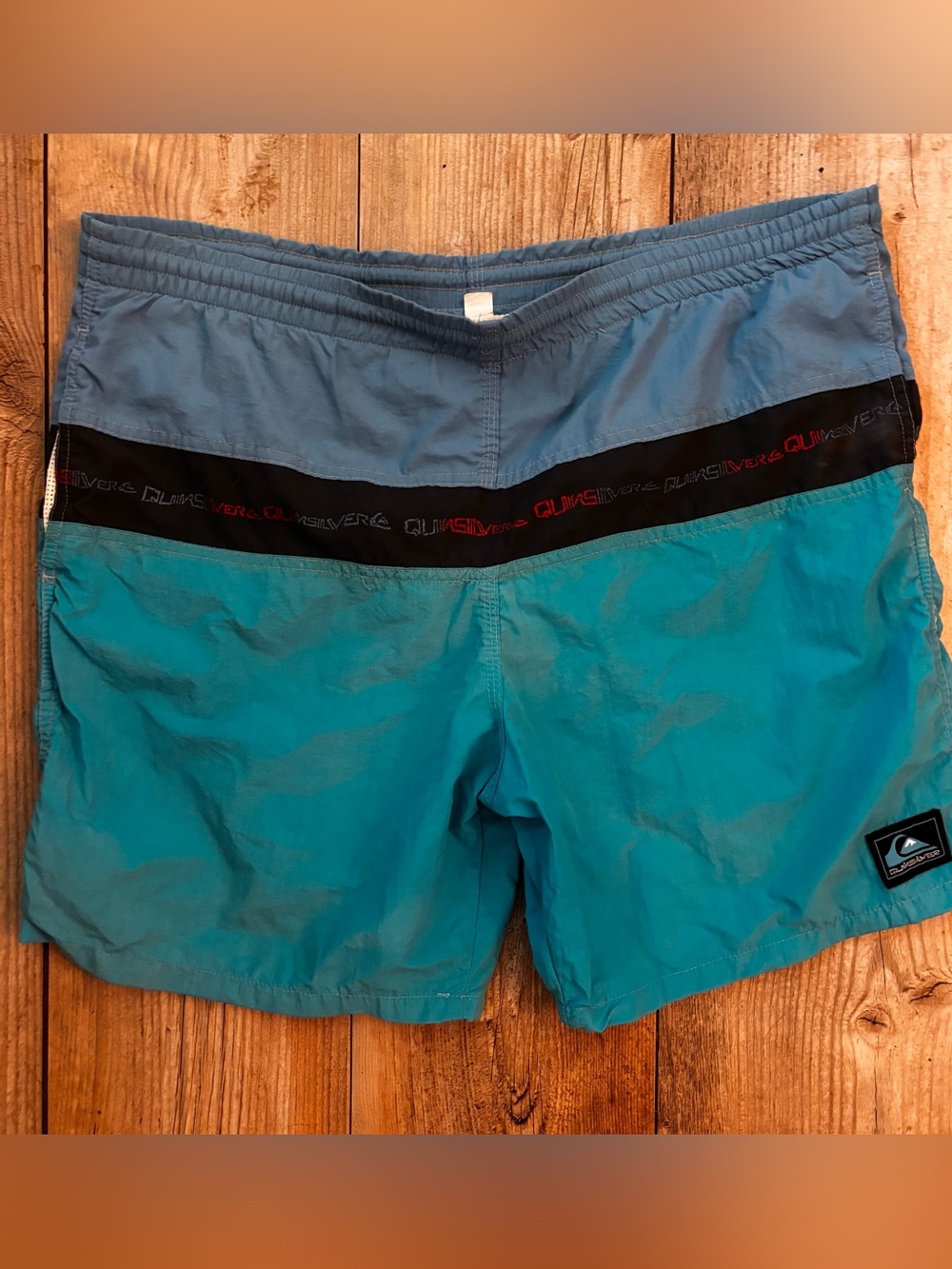 Quiksilver Vintage Teal & Slate Blue Color-Block Men’s Swim Trunks 36